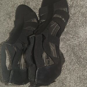 Couch shoes